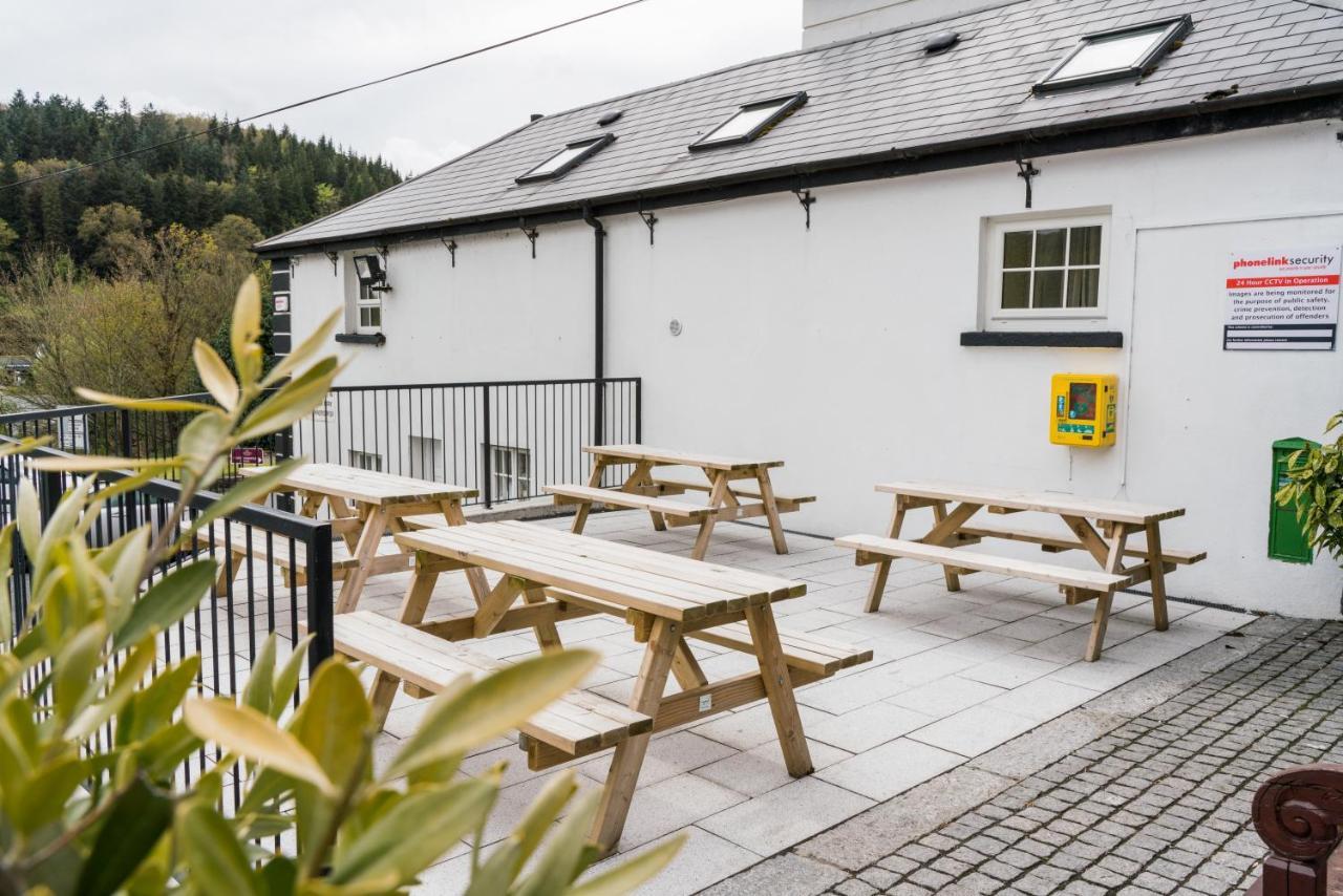 Woodenbridge Hotel