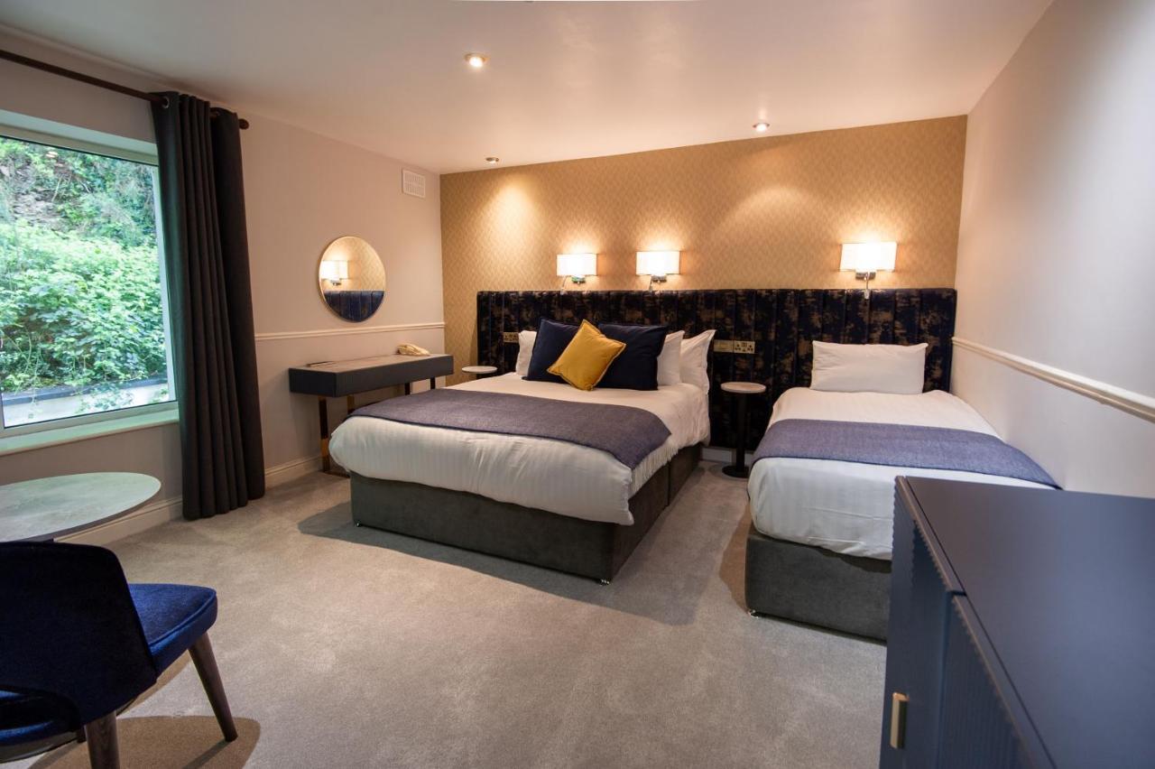 Woodenbridge Hotel Hotel