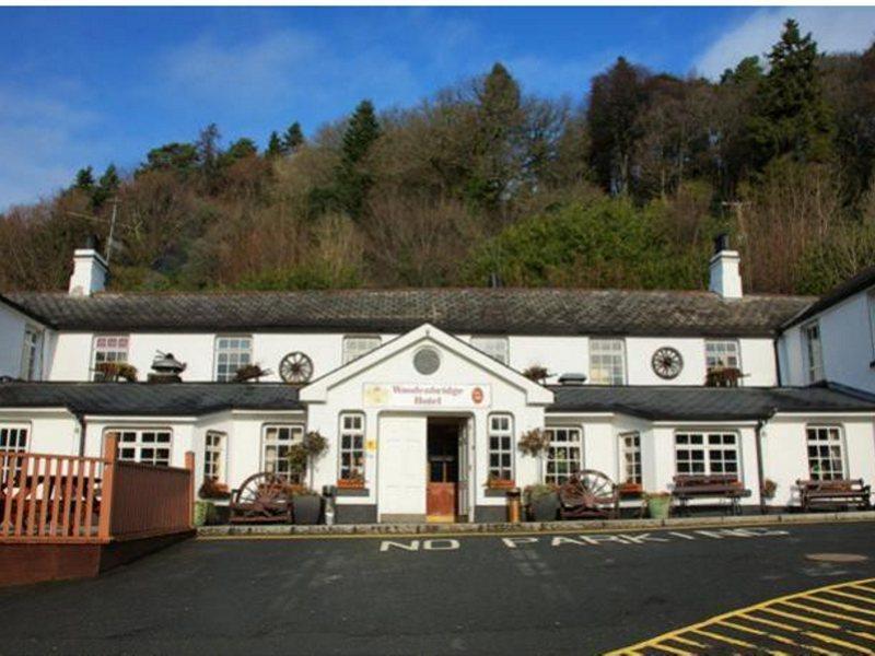 Woodenbridge Hotel